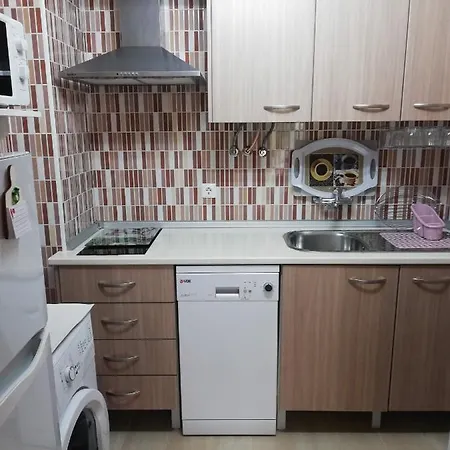 Apartmán De *