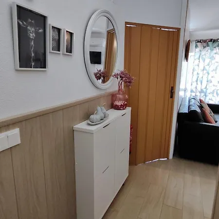Apartmán De *